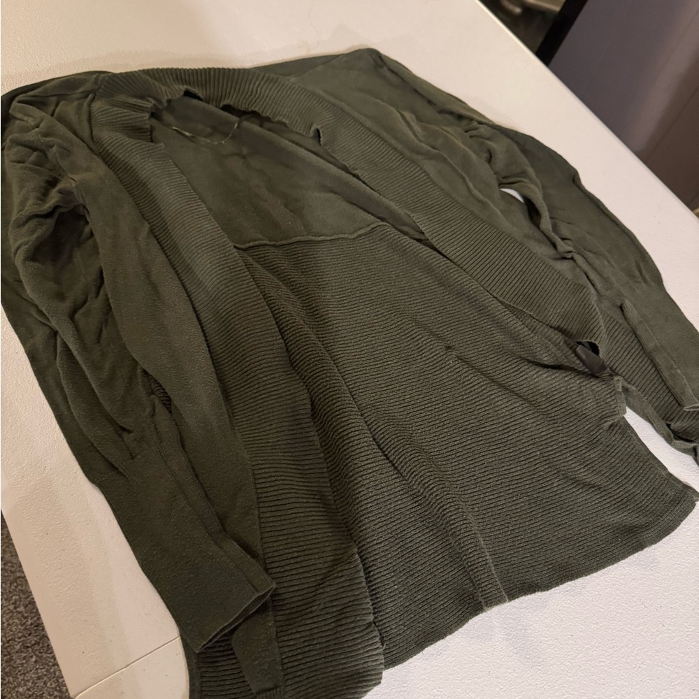 Worthington Green Cardigan Sweater Classic Design
